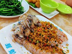 -小海豚•老字号海鲜餐厅(天涯店)