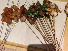 -街角等你.大连海鲜烧烤.经典铁板海鲜串(西安路店)