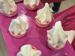 -麦当劳(上海虹桥站30B检票口楼上)