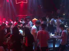 -TT CLUB 酒吧
