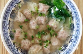 Sichuan-style Clear Soup Mushroom and Pork Dumplings