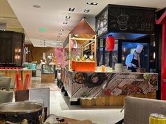 -松咖啡自助餐厅·松北香格里拉