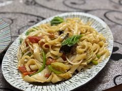 -天天向上素食餐厅(五台山店)