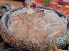鲜嫩斑鱼片-新草堂锅物料理(泉城路店)