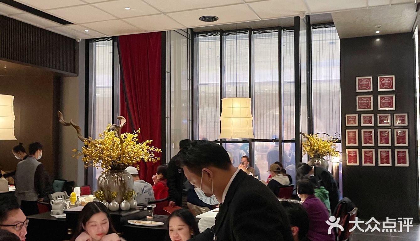 正宗粤菜 深圳超火热的炳胜品味