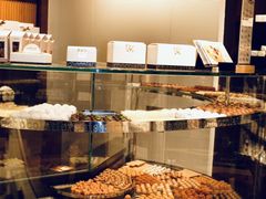 -Laderach 莱德拉(上海环贸iapm店)