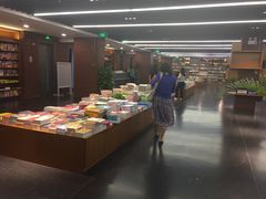 -外研书店(北京外国语大学西校区北外国际大厦店)