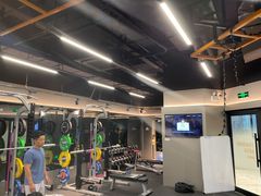 -超级猩猩健身·私教(上海体育场店)