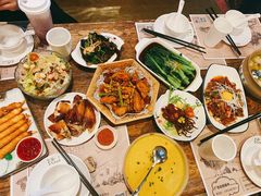 -胡桃里音乐酒馆(环亚凯瑟琳广场店)