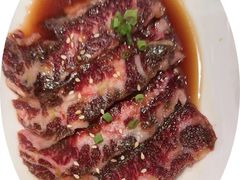 -山川小町·极番烧肉(新地假日广场店)