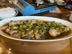 -洋沙湖湖色生鲜主题餐厅
