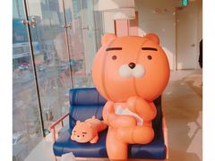 店内环境-KAKAO FRIENDS(弘大店)