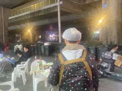 -老街烧烤大排档·地道湖北菜·龙虾馆(汉口火车站店)