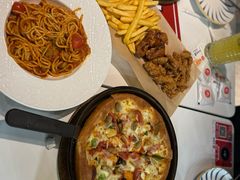 -必胜客(周浦万达店)