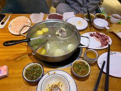 -牛事制造局牛肉火锅(莲岳路店)