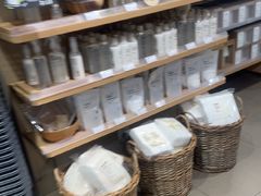 -MUJI无印良品(滨江宝龙城店)