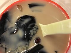 -八婆婆烧仙草(中山路店)