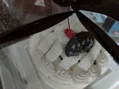 -红宝石·鲜奶小方·海派西点房(长阳店)