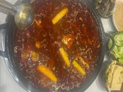 -乡土特色.冷锅鱼.牦牛肉汤锅