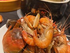 -钱小奴海鲜自助黑金店(杭州滨江龙湖店)