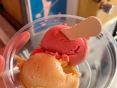 -古老冰山特色冰淇淋店(艾提尕尔店)