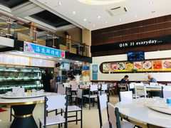 -覃记海鲜美食餐厅