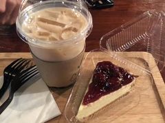 -Cha Café and Bistro