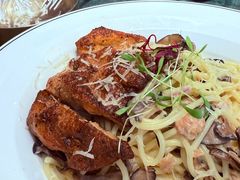 -秘密旅行Bonjour(黑金冠 江南西店)
