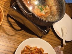 -爱碗亭·鲜炒湖南菜(壹城中心店)