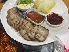 -故乡家韩国料理(丹东街店)