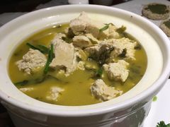 雪菜炖老豆腐-绿茶餐厅(华联万柳店)