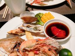 -大中华希尔顿酒店-念自助餐·嗨啤·小龙虾