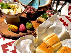格鲁吉亚前菜拼盘-格鲁·秀色Georgia’s Feast