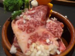 -山川小町·极番烧肉(新地假日广场店)