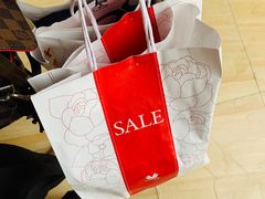 -王府井奥莱临潼小镇(临潼店)