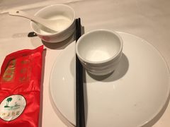 餐具摆设-博多新记·粤菜(复兴店)