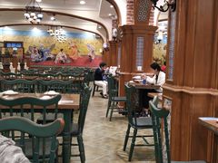 大堂-清真·玛丽亚新疆菜主题餐厅(浙江中路店)