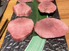 -炼火烤肉店