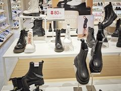 -hotwind热风(中贸广场店)