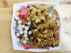 丈母娘冰粉-串妹花式冰粉(乐山总店)