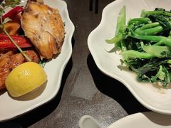 -大头虾越式风味餐厅(光明广场店)