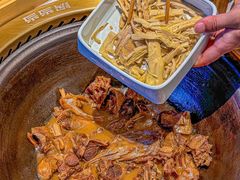 -锅当当铁锅炖烀饼王(长泰广场店)