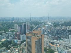 -亚洲国际大酒店·云顶阁旋转自助餐厅