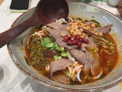-百春原湖南牛肉粉(百联世纪店)