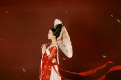 -盘子女人坊生日照·摄影馆(浦东店)