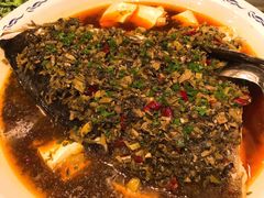 红烧千岛湖有机鱼头-怡和春天大酒楼(柳芳店)