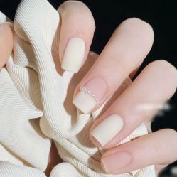 -南玥美学·美甲美睫美肤