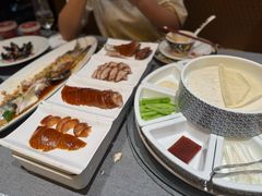 -羲和雅苑•北京烤鸭(平安国际金融中心店)