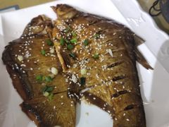 -梓檚中餐厅湖北菜小龙虾武昌鱼排骨藕汤(黄鹤楼店)