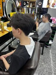 -藤野造型·烫·染发型设计店